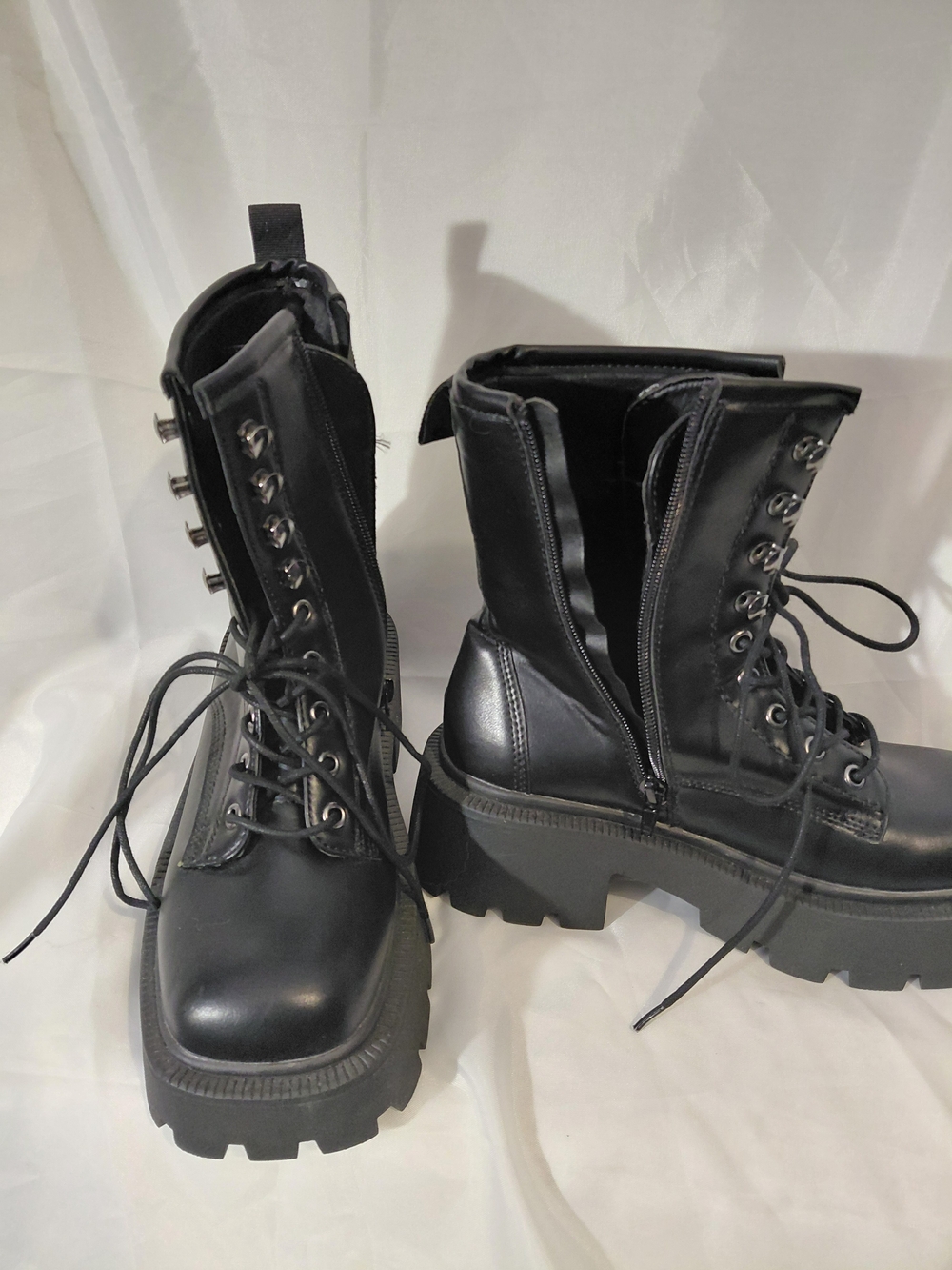 Women's Black Lace-Up Platform Combat Boots with Side Zip